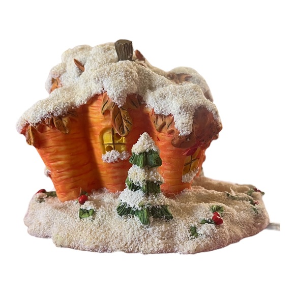 Christmas Charming Tails Carrot PostOffice Lighted Squashville Figu Silvestri - Picture 3 of 5